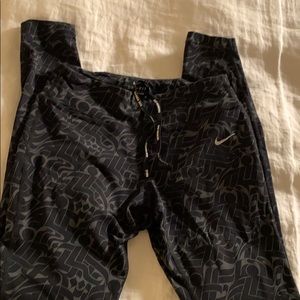 Nike running tights size M